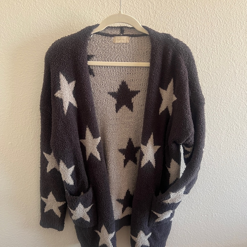 Cozy Star Patterned Sweater - Black and White